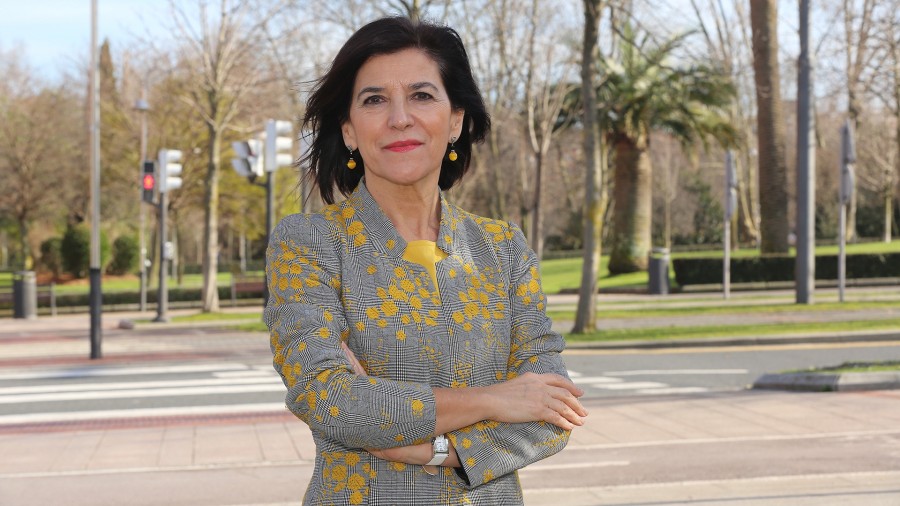 Izaskun Bilbao insta a los gobiernos de la UE a acabar en plaza las obras de las redes trans europeas de transporte  