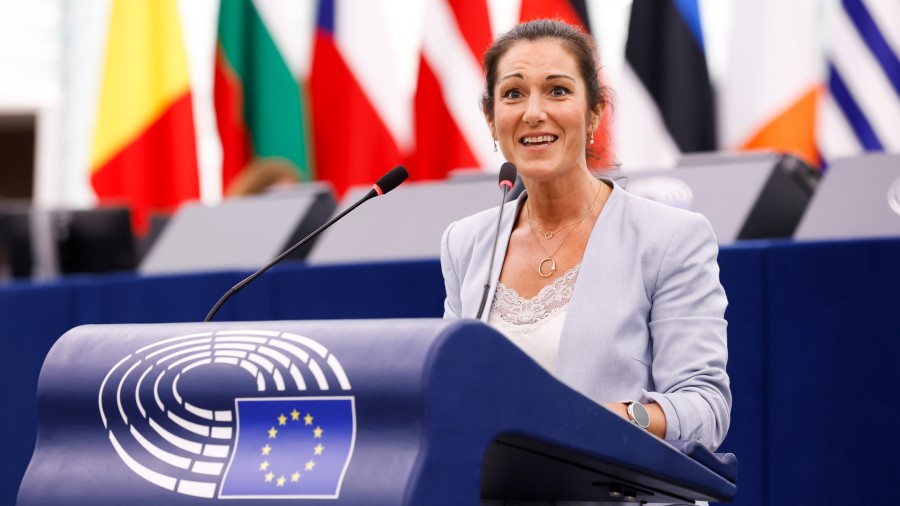 Oihane Agirregoitiak arrantzaren kanpoko finantzaketaz egin duen txostena babestu du Euroganberako arrantza batzordeak 